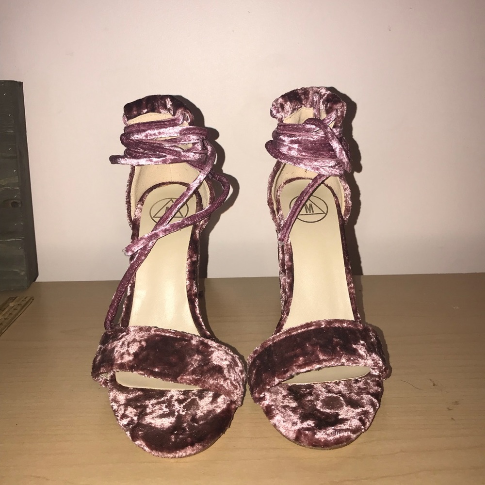 Misguide Heels